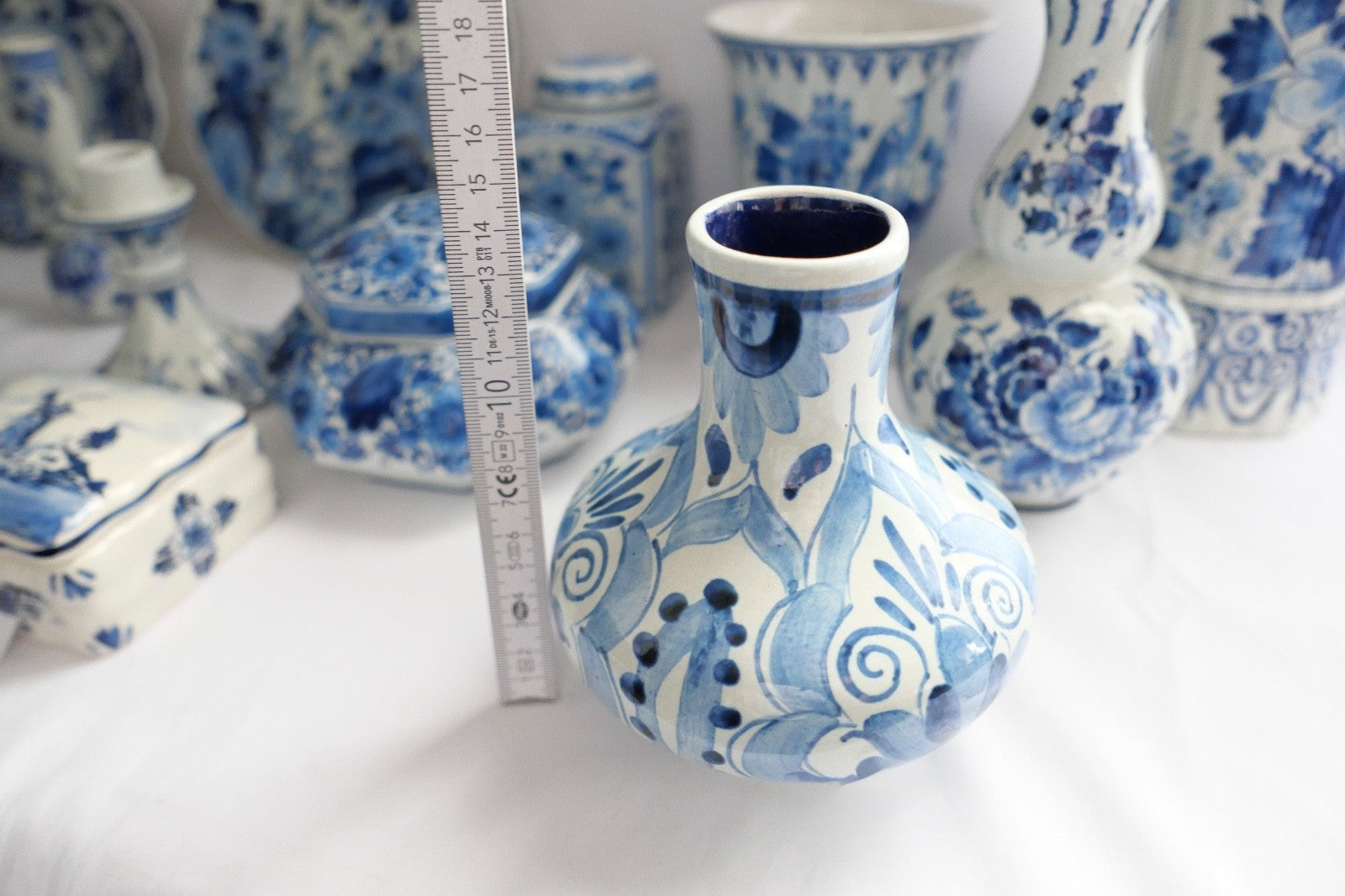 13 Teilig Posten Konvolut DELFT Teller Vase Schüssel Dose