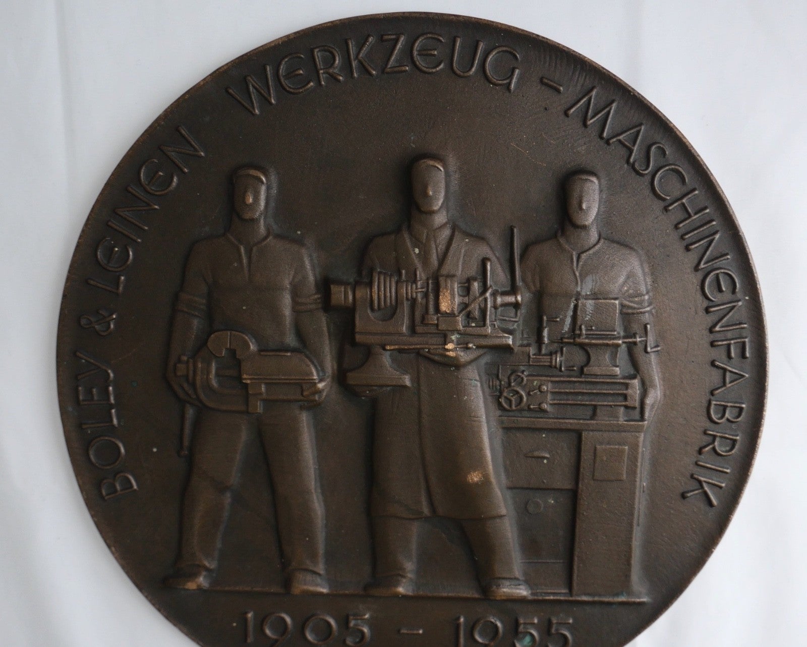 Boley & Leinen Bronzeplakette Werkzeugmaschinenfabrik Jubiläum 1905-1955 Relief
