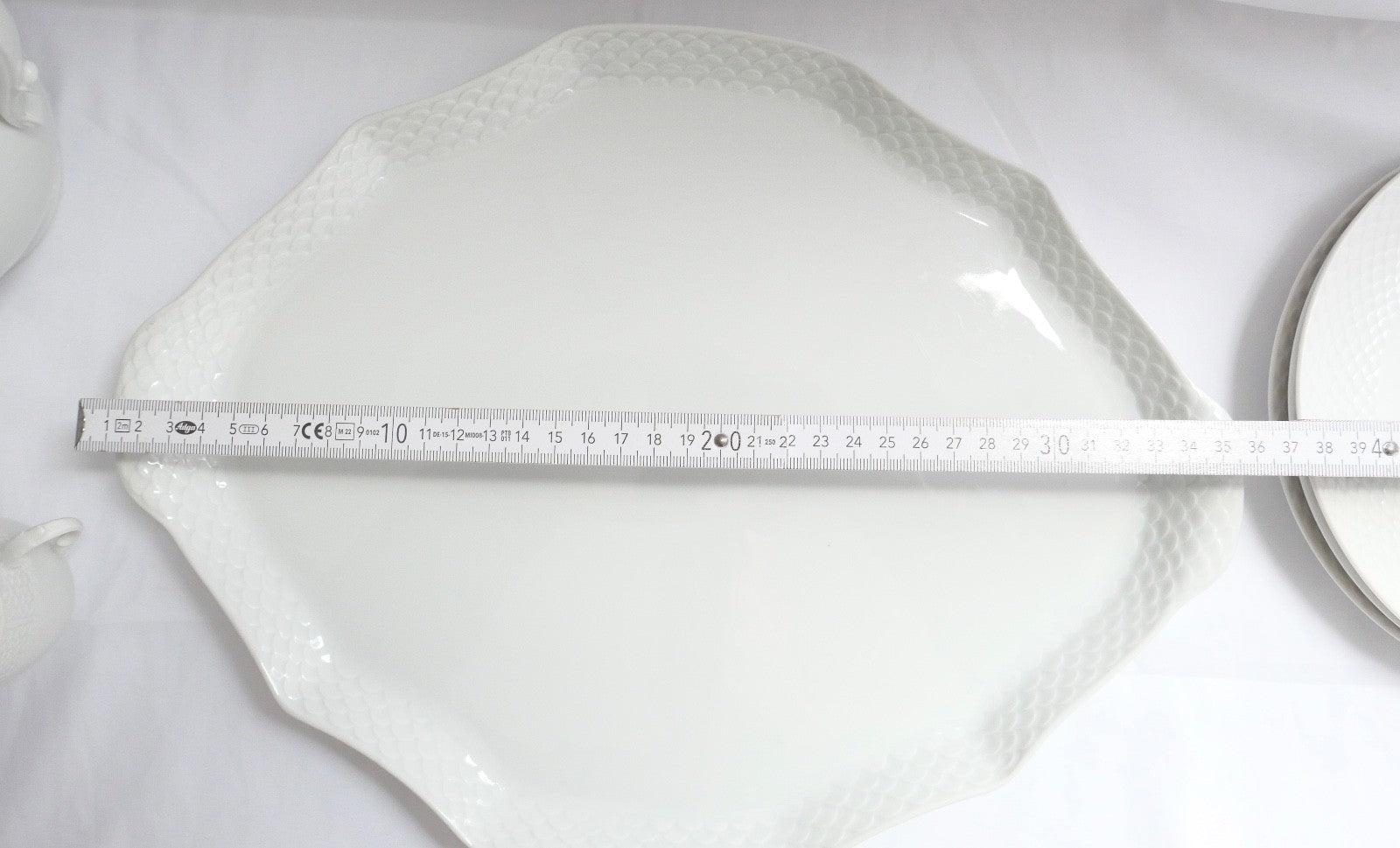 7 Tlg. Ludwigsburg Mokka / Kaffee /  Teilservice weiß Schuppenmuster