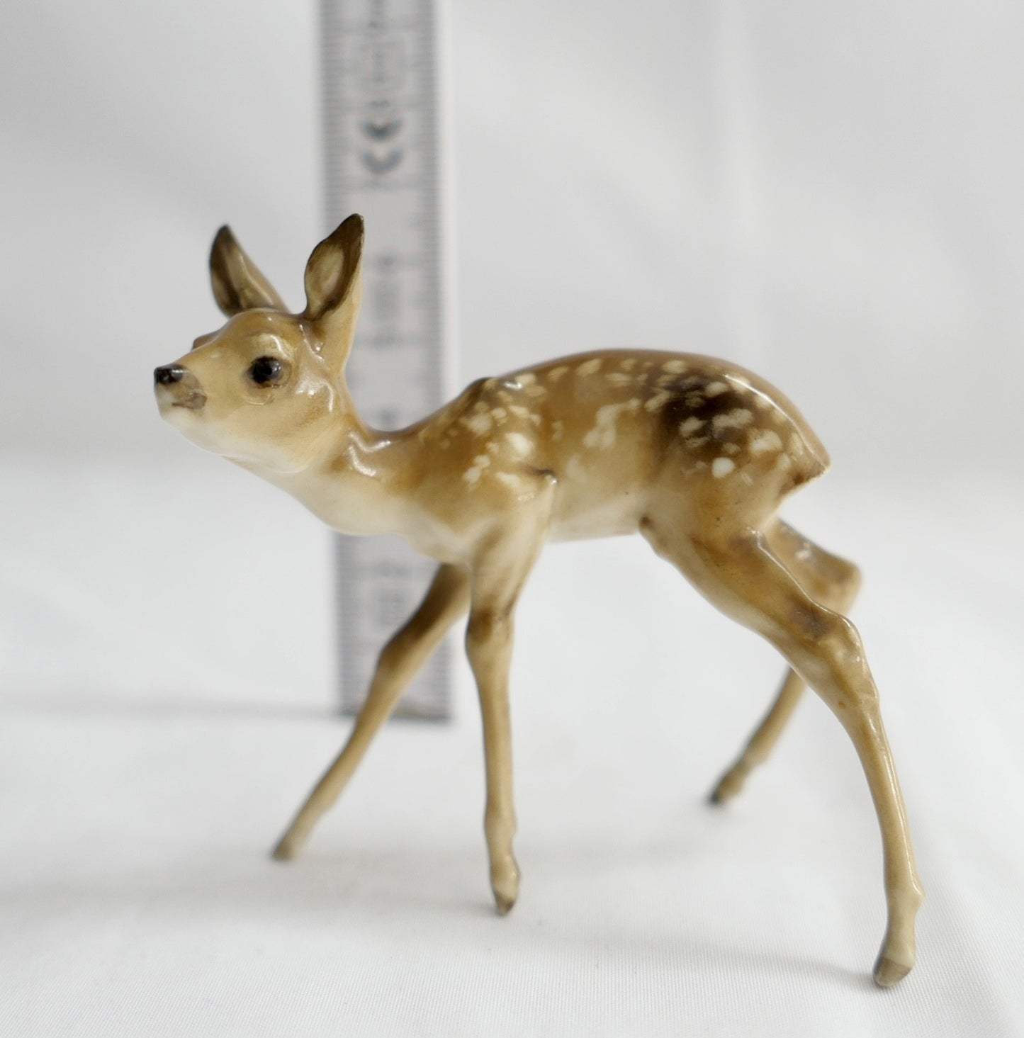 Hutschenreuther kleine Porzellanfigur Rehkitz in OVP Reh Kitz Bambi