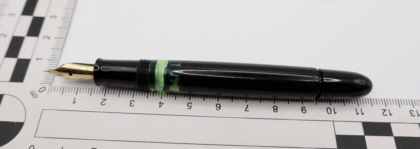 alter PELIKAN Kolbenfüller Füller 585 14K Gold Feder OB dunkelgrün ohne Deckel