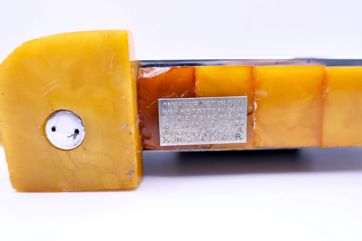 8 Tag Tischuhr SBM  Staatliche Bernstein-Manufaktur Königsberg butterscotch