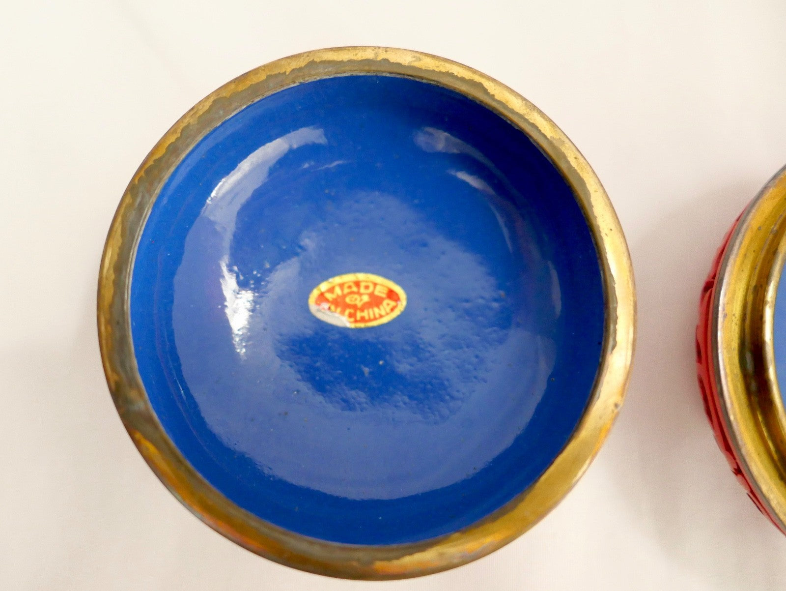 1950er  Zinnober-Lackdose Carved Red Cinnabar China geschnitzt Ø 8cm Deckeldose