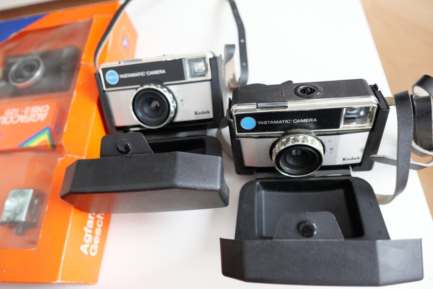 KODAK Agfamatic 50 Geschenkset Instamatic Typ 6114 6069 6180 6183 Hüllen 1970er