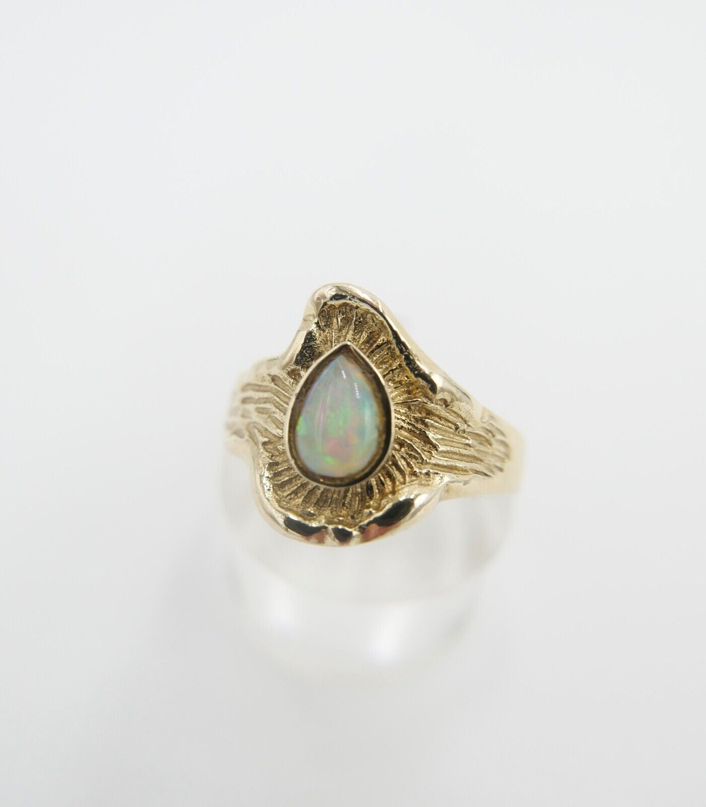 80er Jahre Damenring mit Opal Tropfenform Ring Gold 333 / 8K Gr. 59