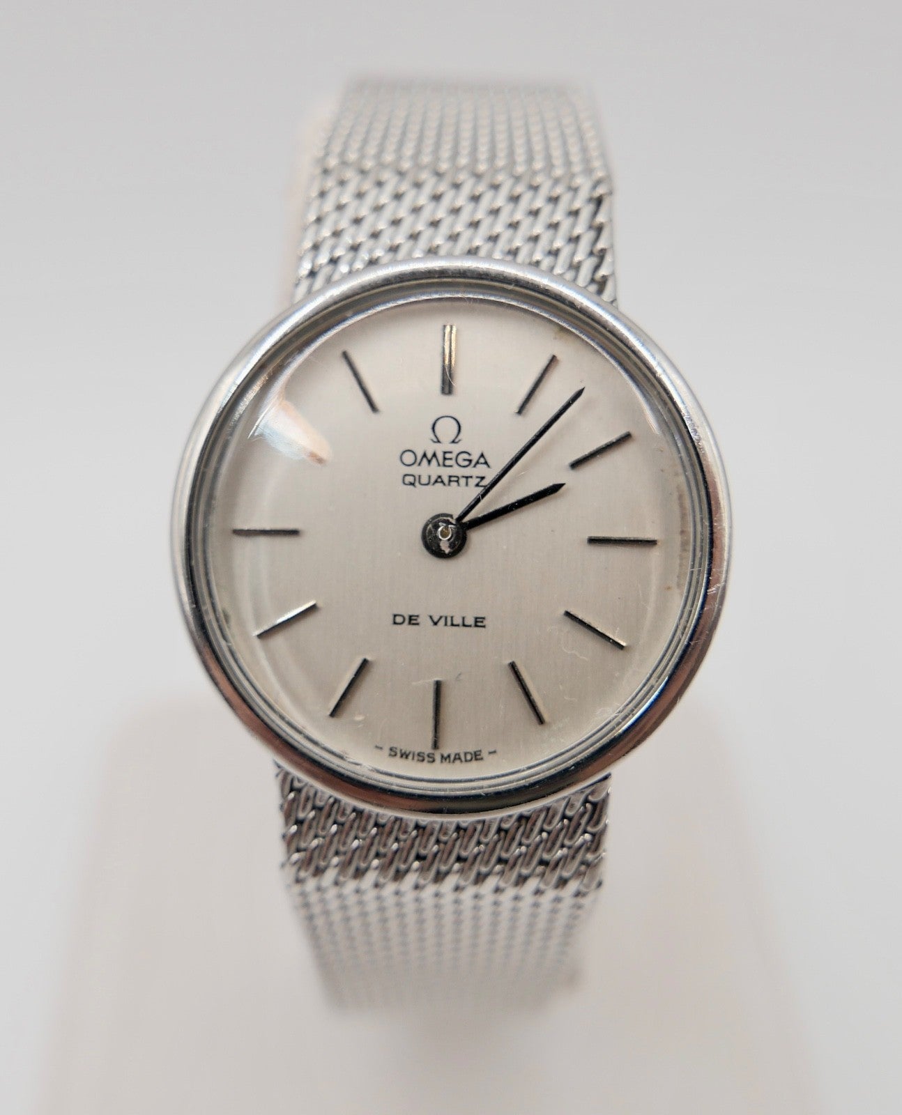 80er Jahre OMEGA De Ville Damenuhr Ref. 591.0012 Quarz 25mm im original Zustand