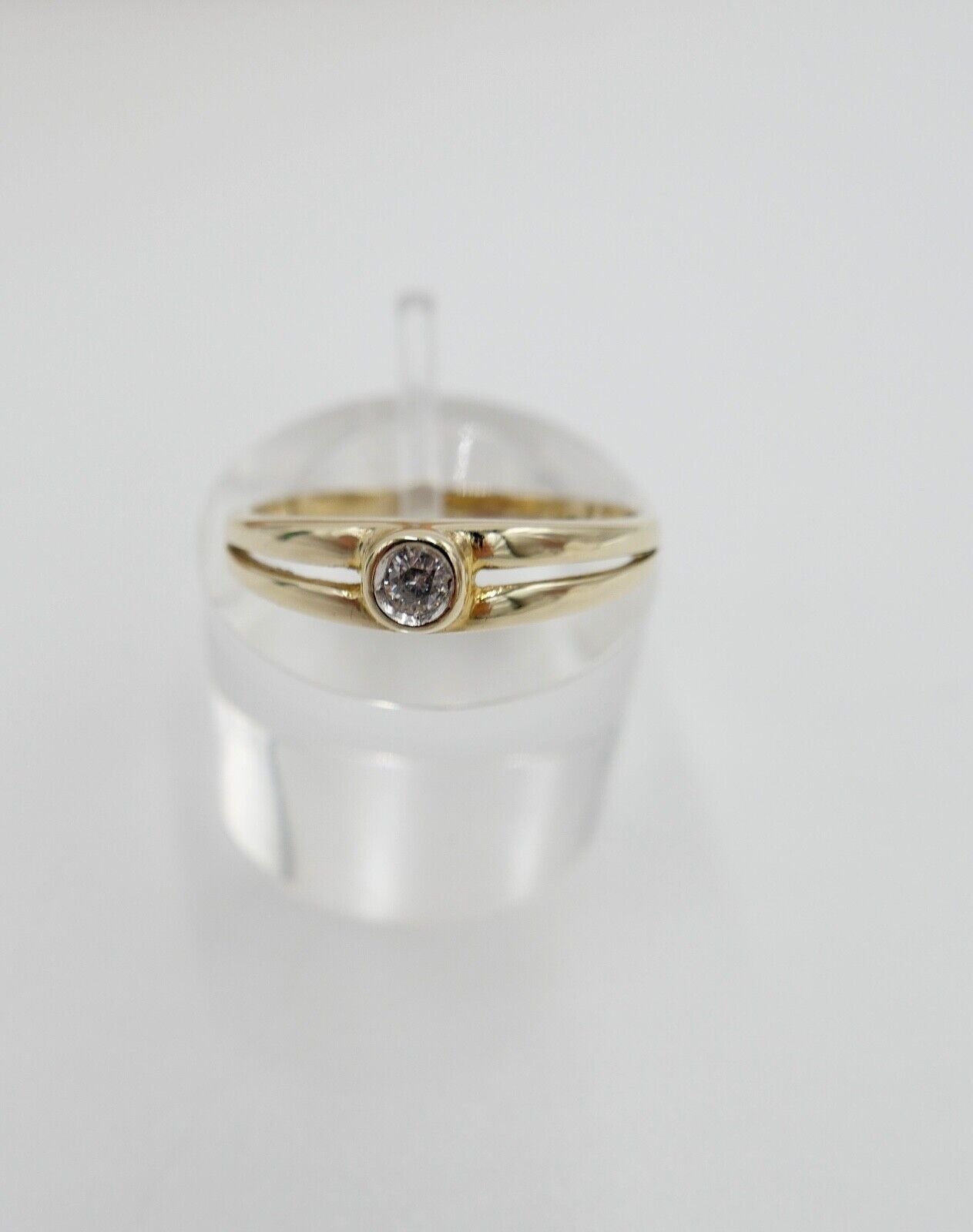 1980er Solitär Brillant  333 8K Gelbgold Damen Ring 0,15 Ct Gr. 58