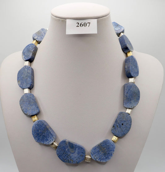 Natürliche blaue Koralle Kette Collier 925 Silber vergoldet Würfel 51 cm