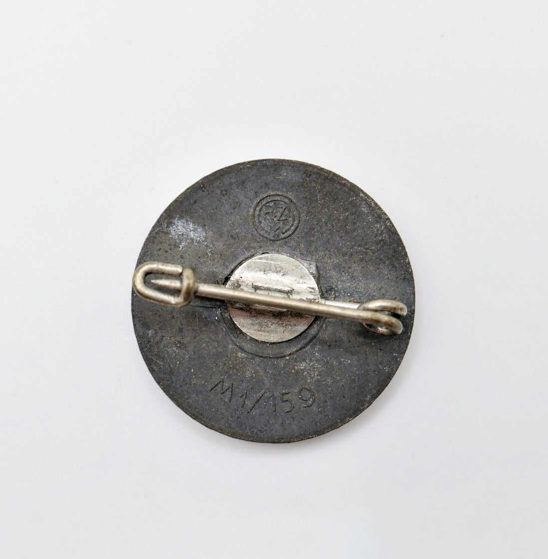 NSDAP Mitgliedsabzeichen M1/159 RZM Parteiabzeichen 3. Reich