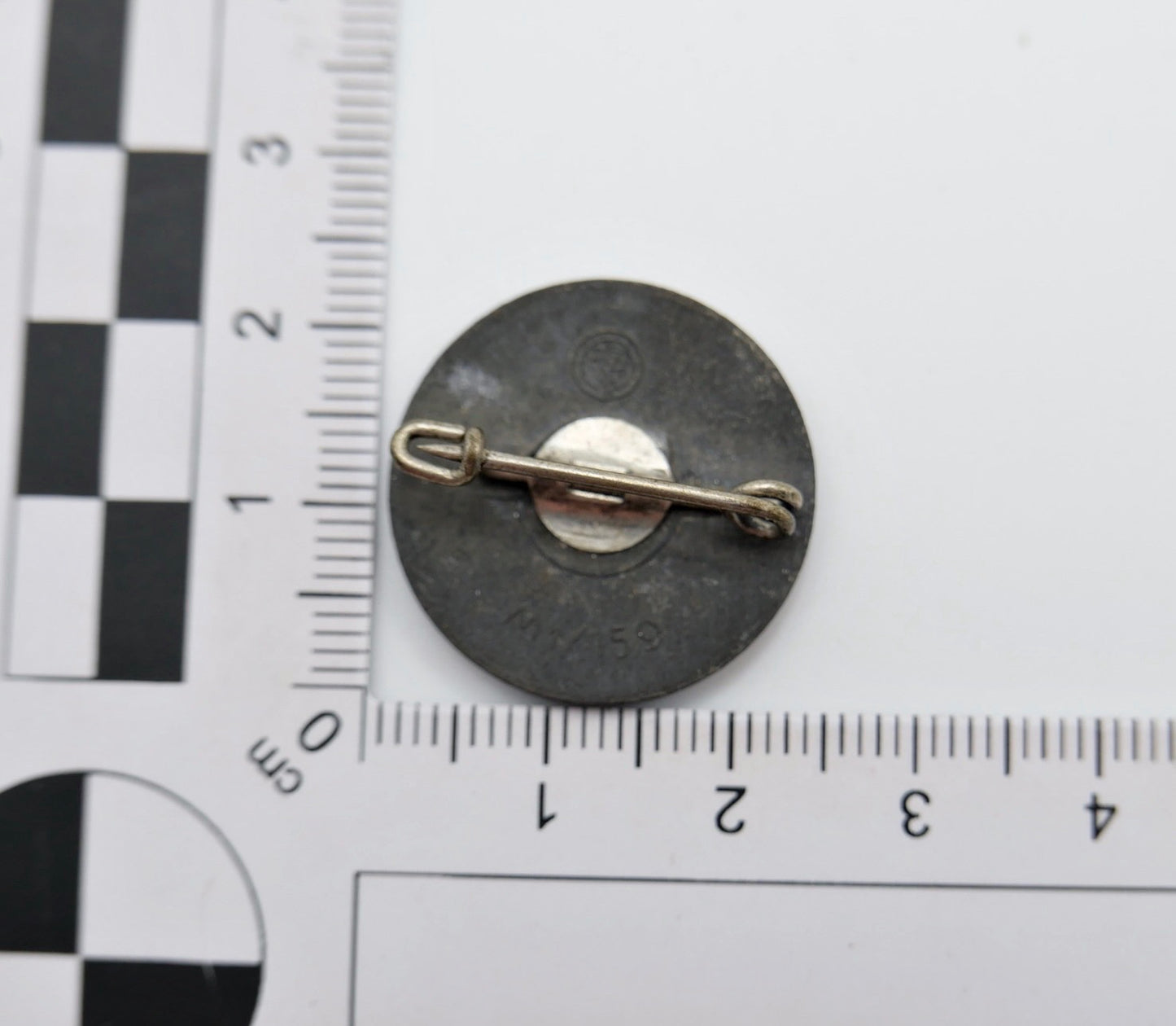 NSDAP Mitgliedsabzeichen M1/159 RZM Parteiabzeichen 3. Reich