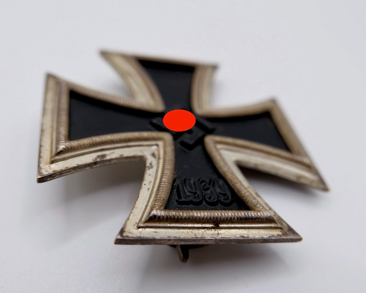 Eisernes Kreuz EK 1. Klasse Reich 2. WK 2.WW Hersteller: 26 ( B.H. Mayer )